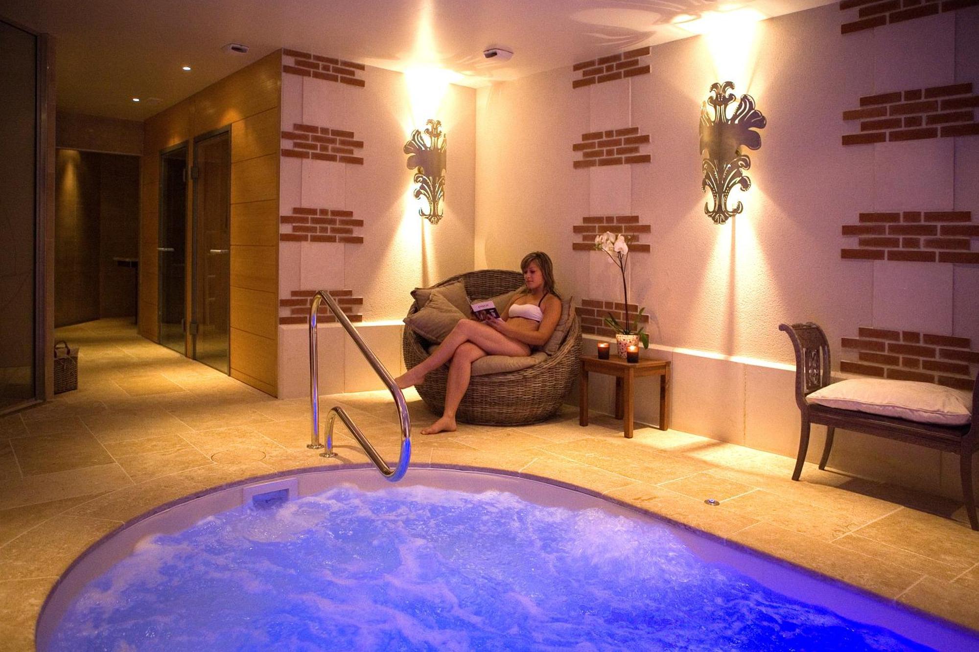 Chateau De Beaulieu Et Magnolia Spa, The Originals Relais ジュー・レトゥール エクステリア 写真